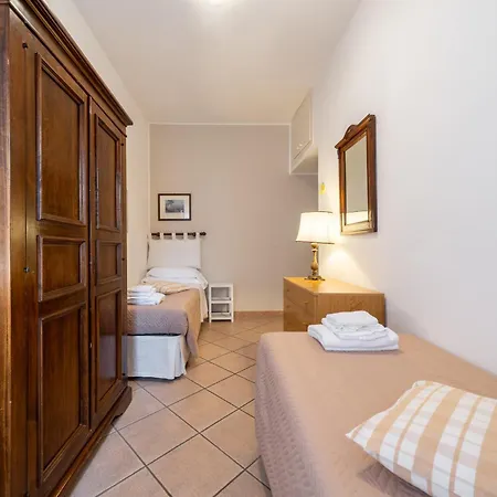 Via Arnolfo Di Cambio ,great For Families! *